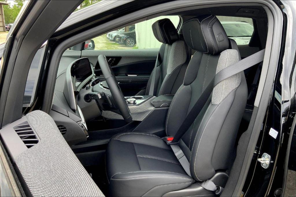 new 2025 Cadillac OPTIQ car, priced at $55,970