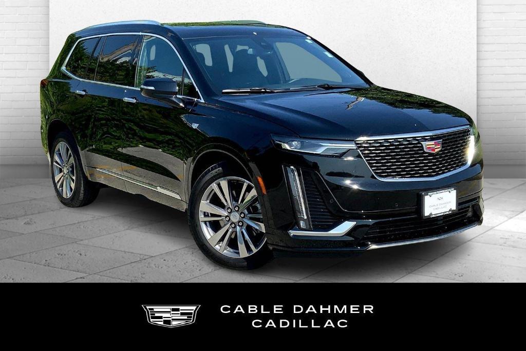 used 2025 Cadillac XT6 car, priced at $51,124