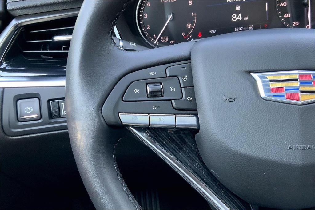 used 2025 Cadillac XT6 car, priced at $53,956