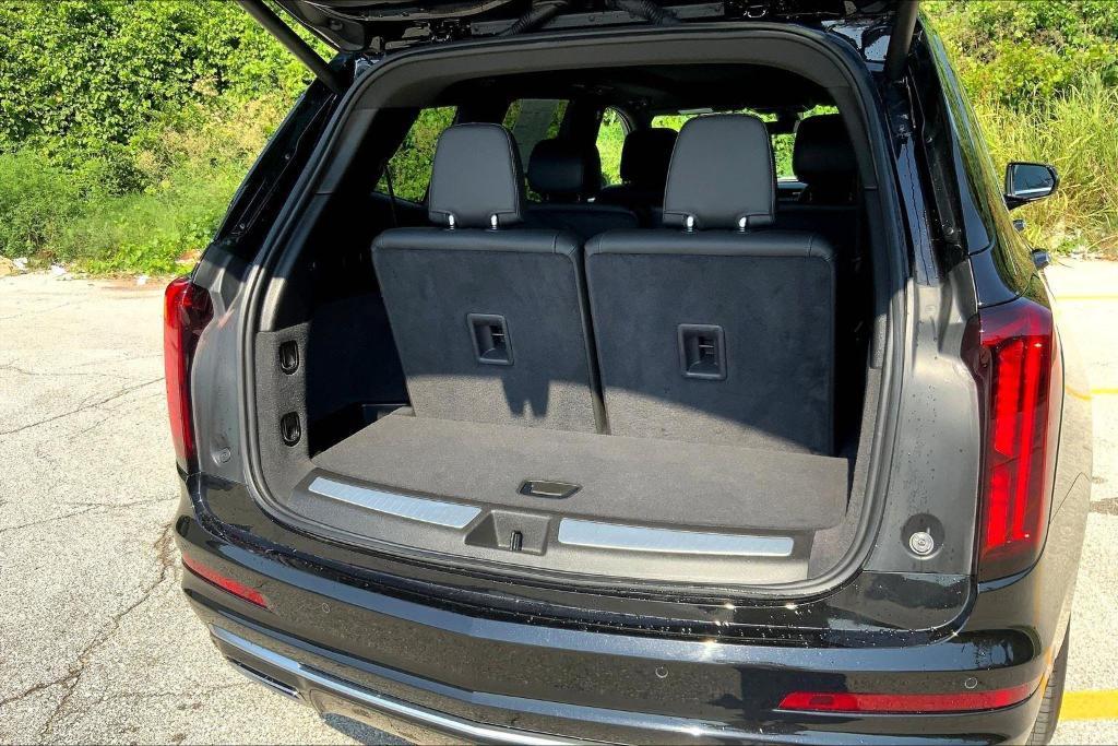 used 2025 Cadillac XT6 car, priced at $53,956