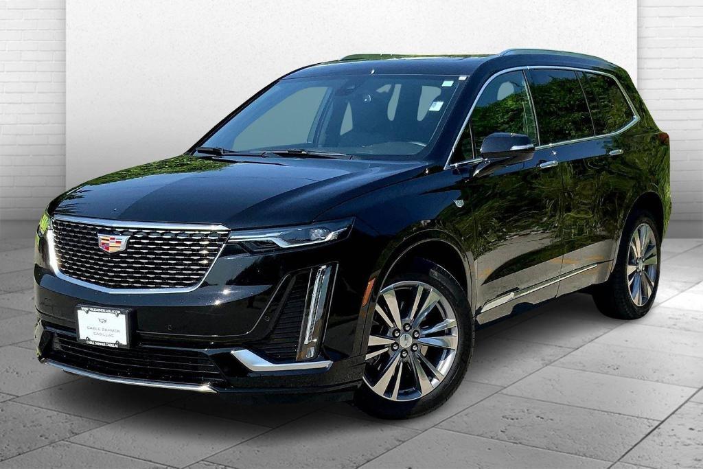 used 2025 Cadillac XT6 car, priced at $53,956