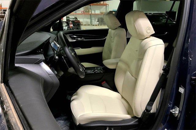 new 2025 Cadillac XT6 car, priced at $65,815