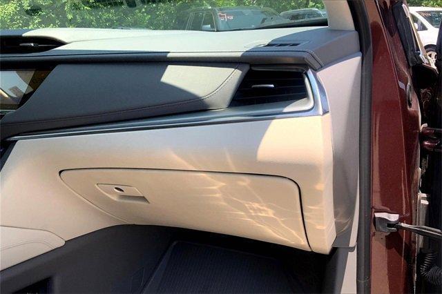 used 2022 Cadillac XT5 car, priced at $32,858
