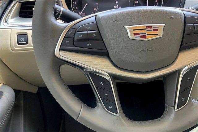 used 2022 Cadillac XT5 car, priced at $32,858