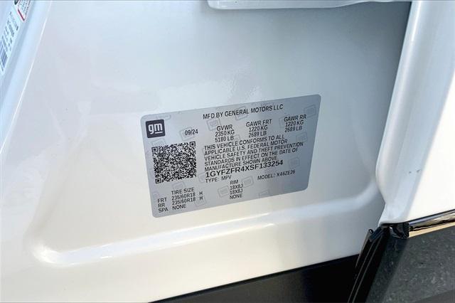 new 2025 Cadillac XT4 car, priced at $48,165