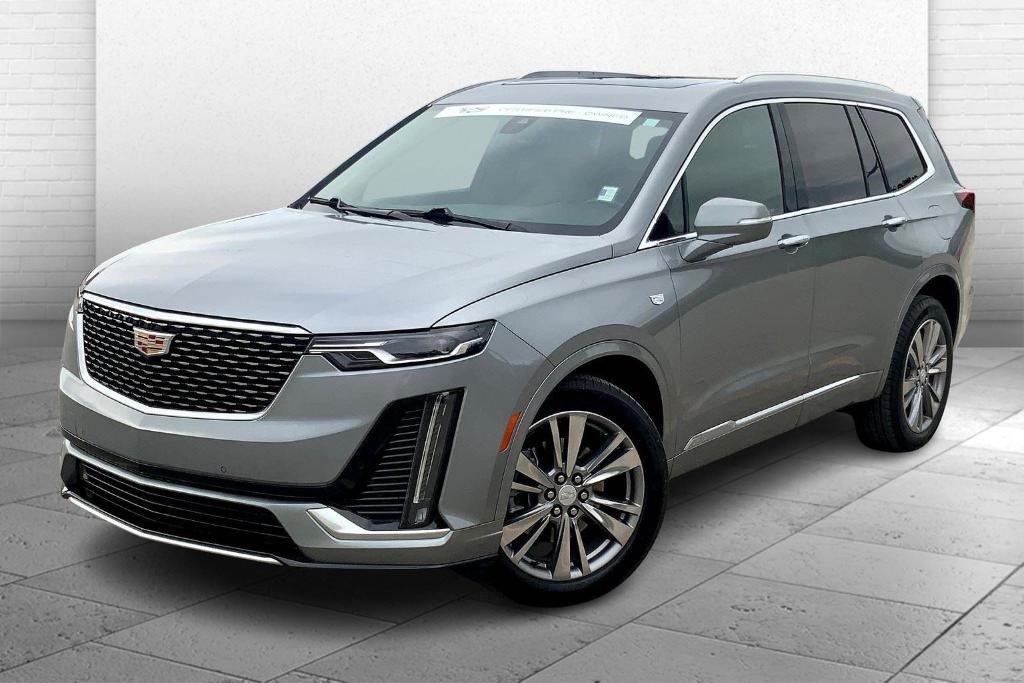 used 2025 Cadillac XT6 car, priced at $45,923