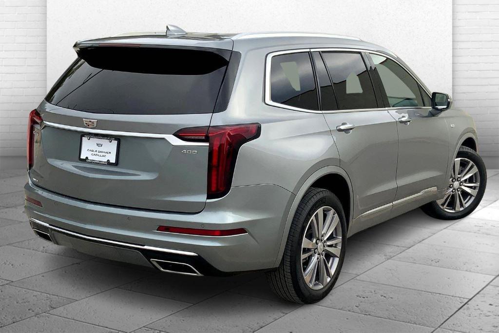 used 2025 Cadillac XT6 car, priced at $45,923