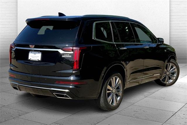 used 2022 Cadillac XT6 car, priced at $37,469
