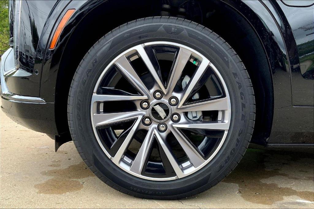 new 2026 Cadillac VISTIQ car, priced at $73,365