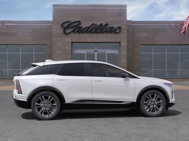 new 2025 Cadillac OPTIQ car, priced at $60,894