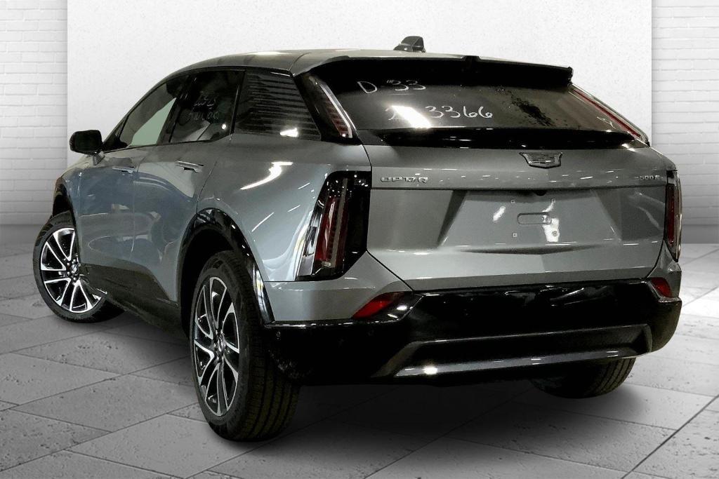 new 2025 Cadillac OPTIQ car, priced at $55,914