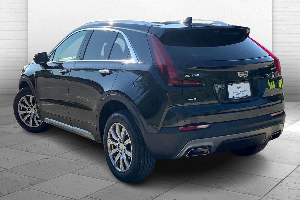 used 2022 Cadillac XT4 car, priced at $28,451