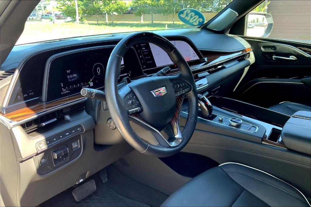 used 2022 Cadillac Escalade ESV car, priced at $57,731