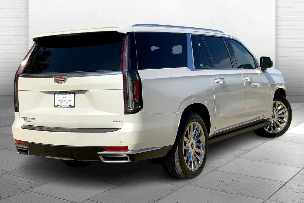 used 2022 Cadillac Escalade ESV car, priced at $57,731