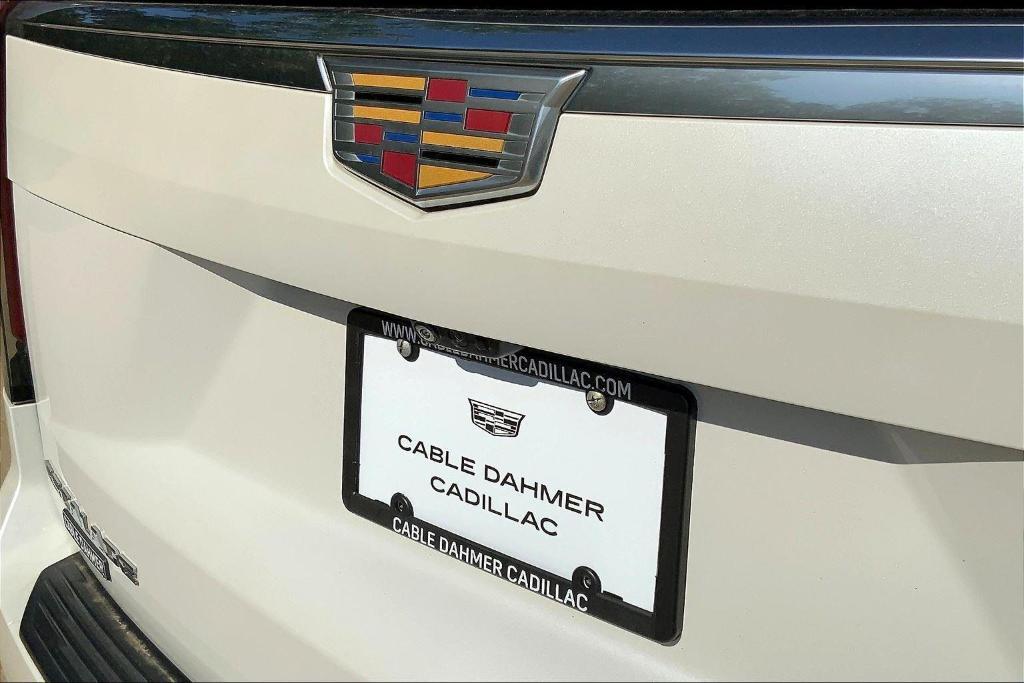used 2022 Cadillac Escalade ESV car, priced at $57,731