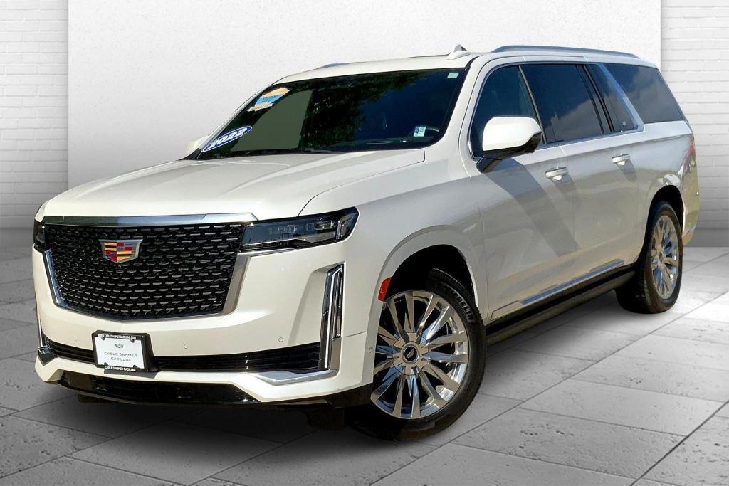 used 2022 Cadillac Escalade ESV car, priced at $57,731