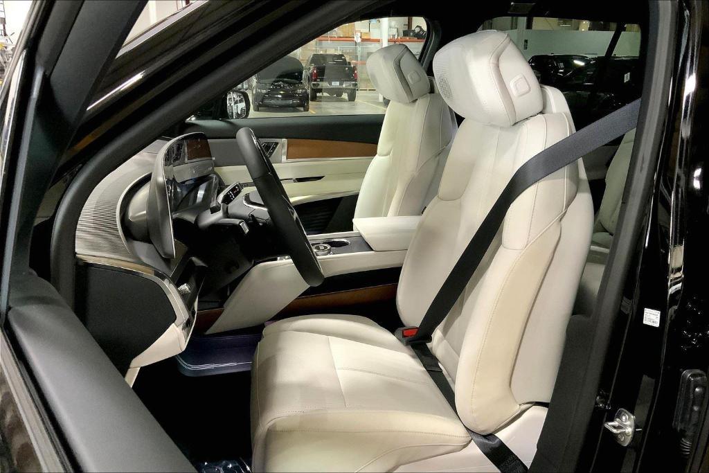 new 2026 Cadillac VISTIQ car, priced at $80,215