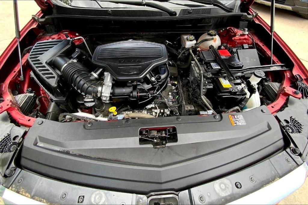 used 2024 Cadillac XT6 car, priced at $38,428