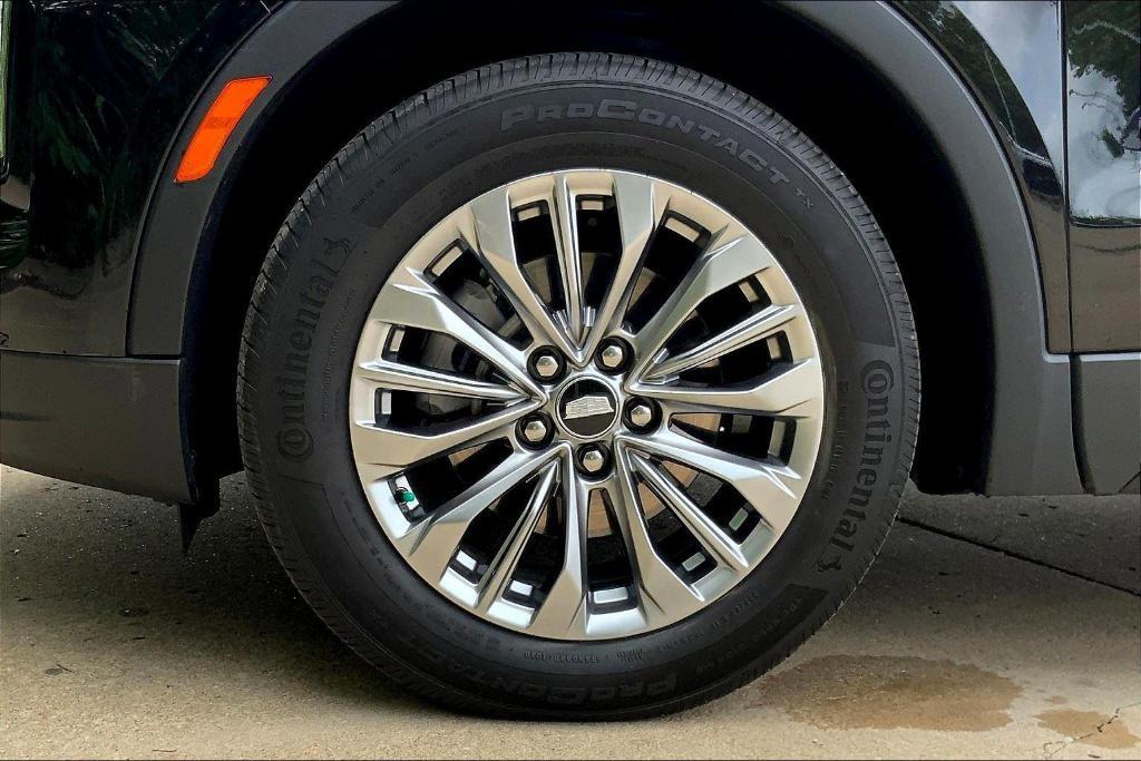 used 2024 Cadillac XT4 car, priced at $34,421