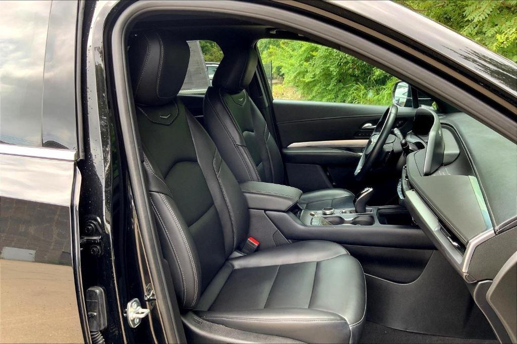 used 2024 Cadillac XT4 car, priced at $34,421