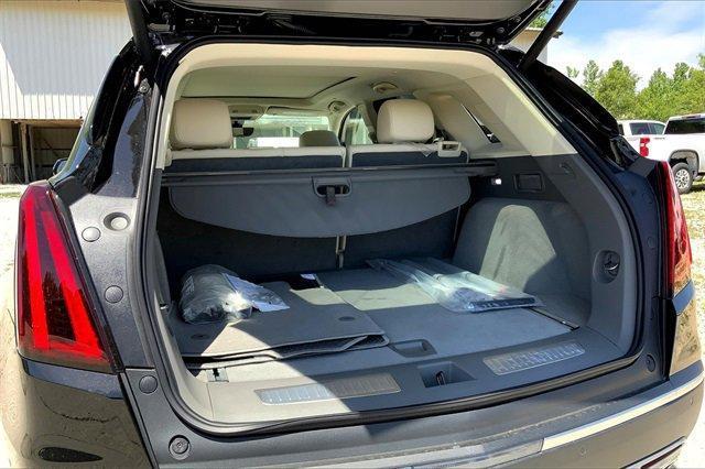 new 2025 Cadillac XT5 car, priced at $59,789