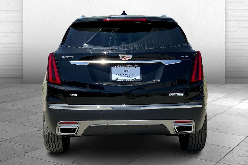 new 2025 Cadillac XT5 car, priced at $59,789