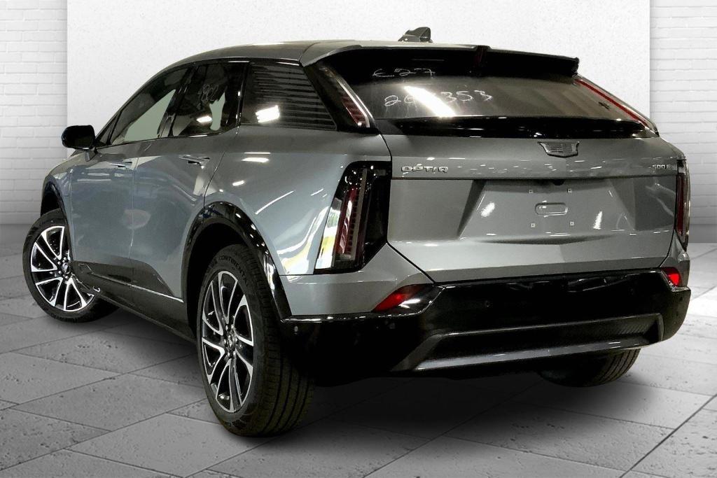 new 2025 Cadillac OPTIQ car, priced at $55,914
