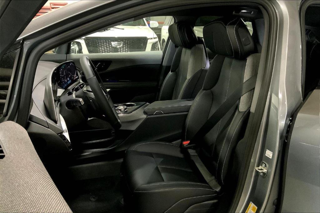 new 2025 Cadillac OPTIQ car, priced at $55,914