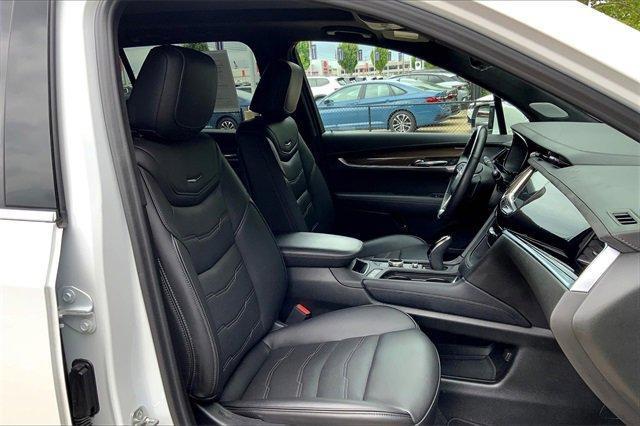 used 2024 Cadillac XT6 car, priced at $45,868