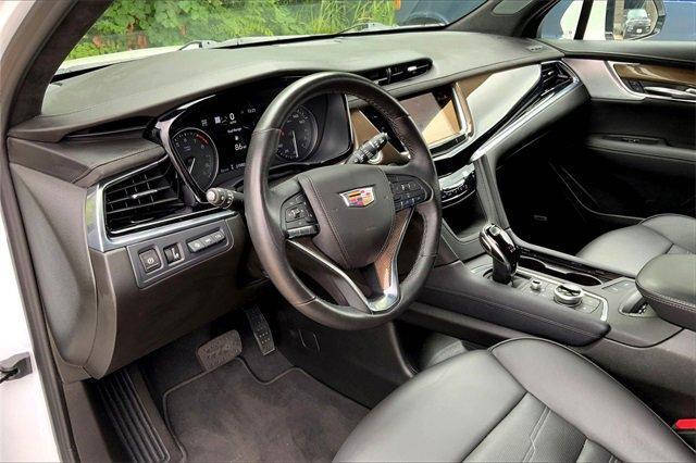 used 2024 Cadillac XT6 car, priced at $45,868