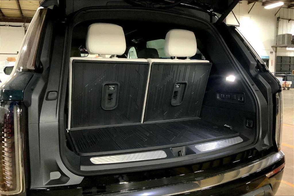 new 2026 Cadillac VISTIQ car, priced at $80,910