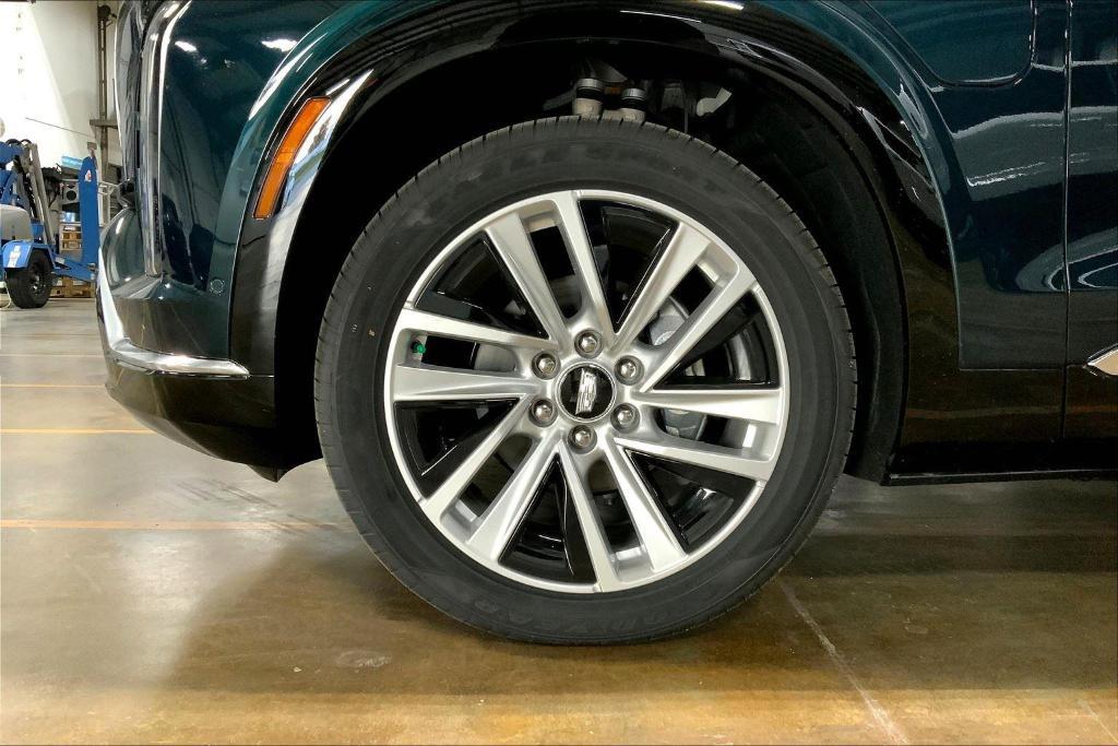 new 2026 Cadillac VISTIQ car, priced at $80,910