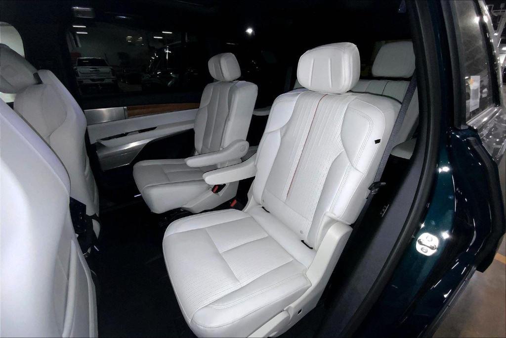 new 2026 Cadillac VISTIQ car, priced at $80,910