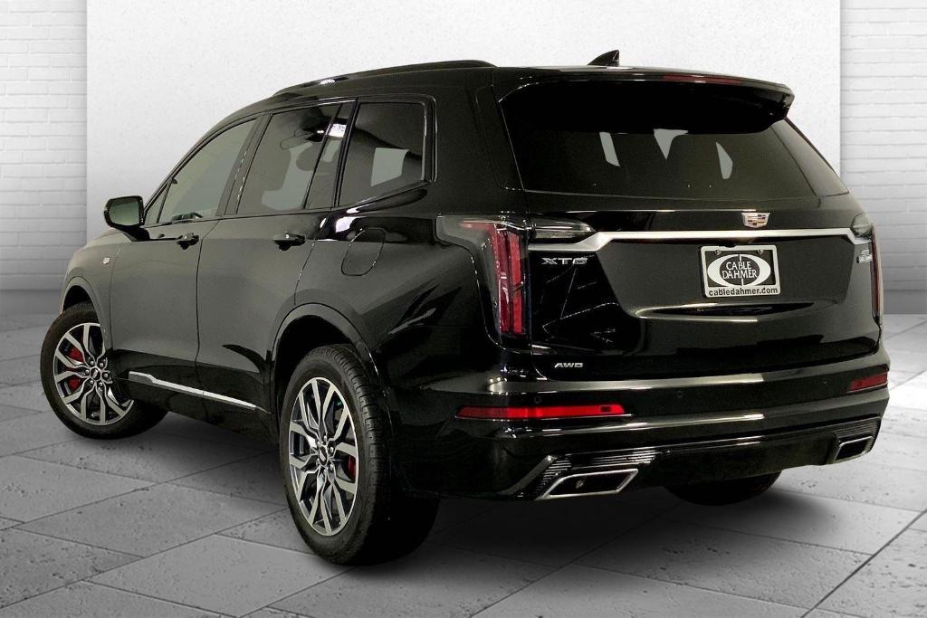 used 2024 Cadillac XT6 car, priced at $45,218