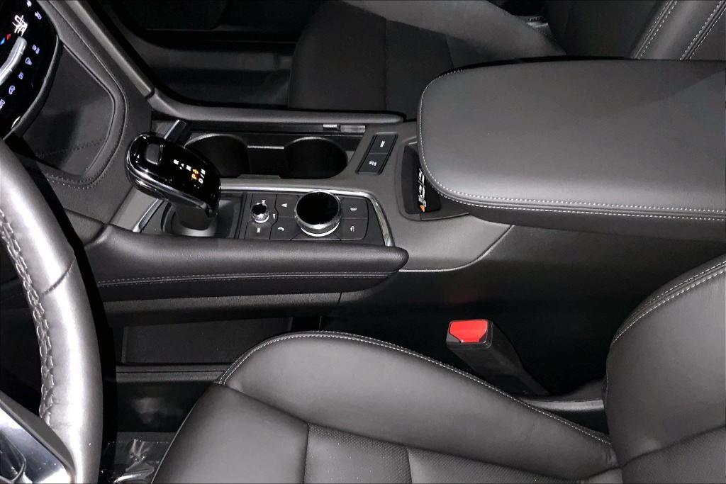 new 2025 Cadillac XT6 car, priced at $62,514