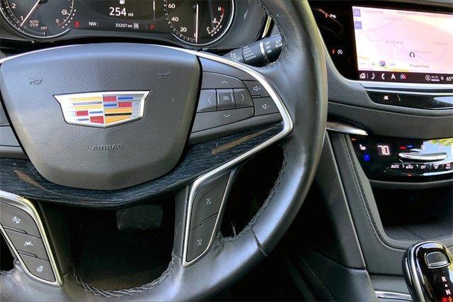 used 2024 Cadillac XT5 car, priced at $42,354