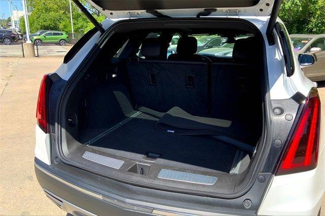 used 2024 Cadillac XT5 car, priced at $42,354