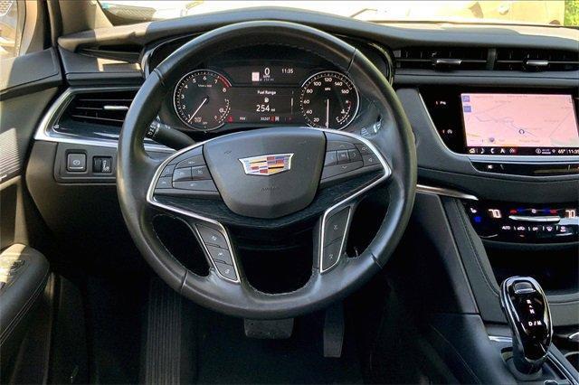 used 2024 Cadillac XT5 car, priced at $42,354