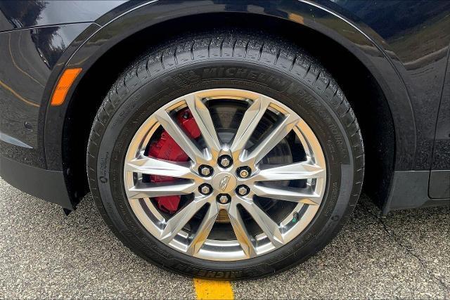 used 2022 Cadillac XT5 car, priced at $38,825