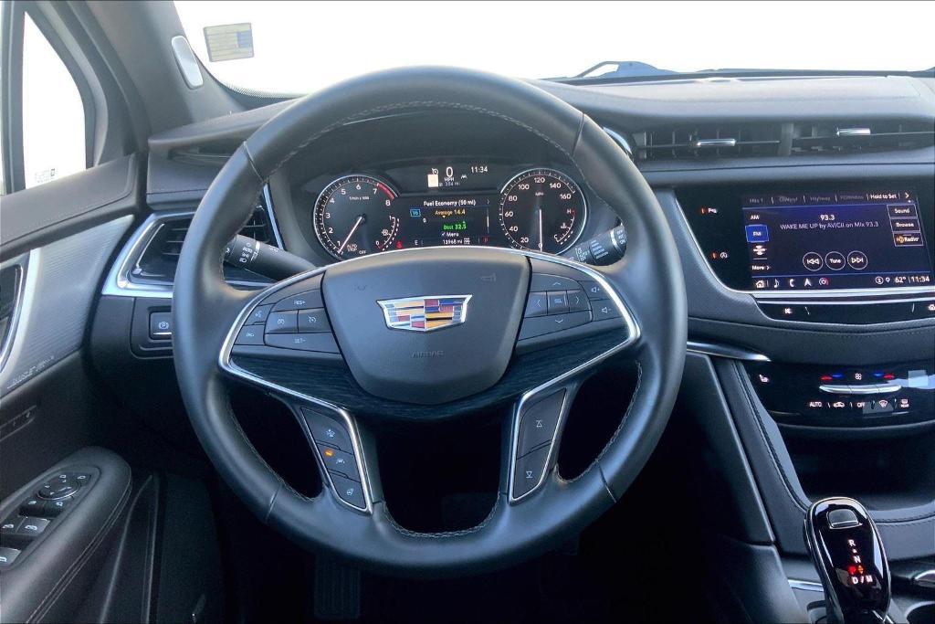 used 2025 Cadillac XT5 car, priced at $46,534