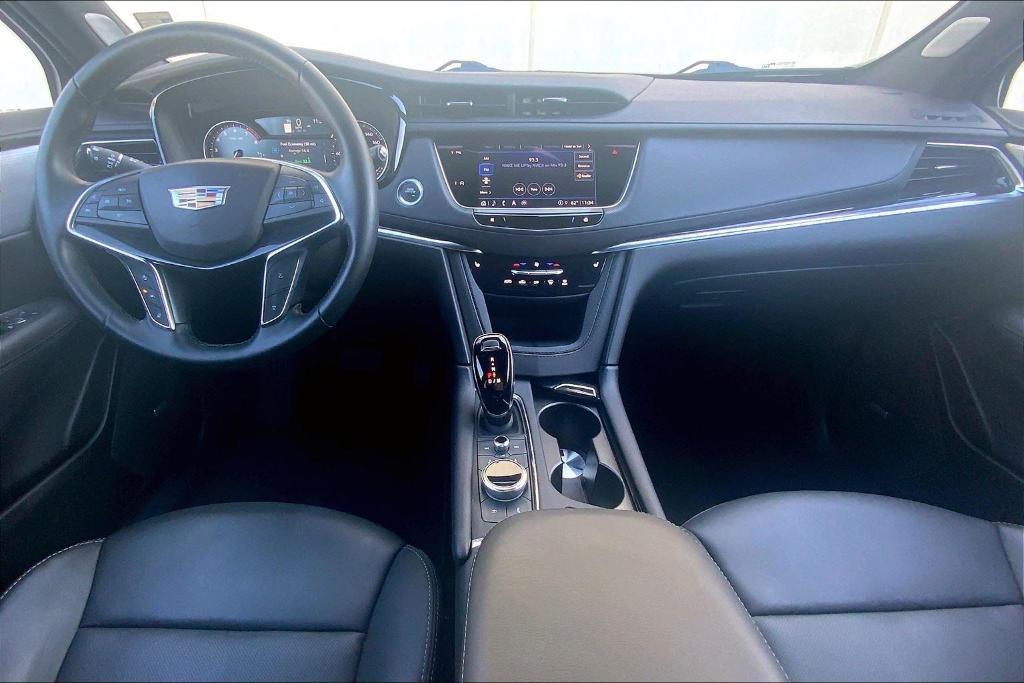 used 2025 Cadillac XT5 car, priced at $46,534