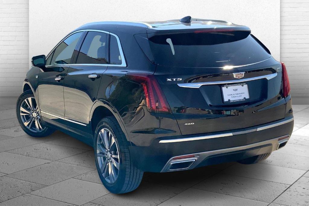 used 2025 Cadillac XT5 car, priced at $46,534