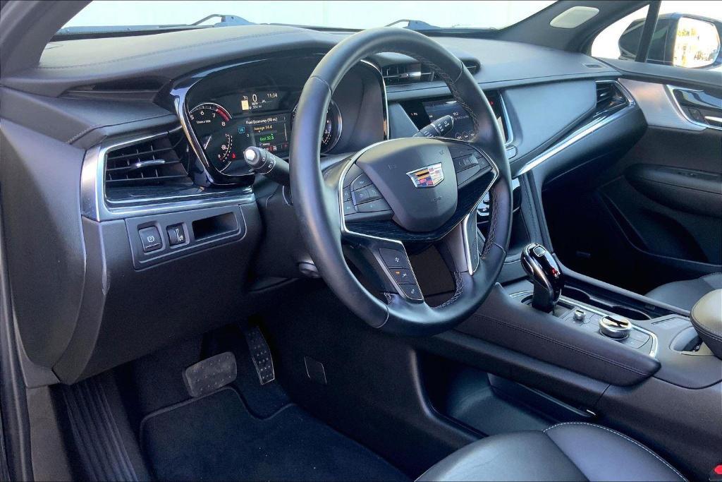 used 2025 Cadillac XT5 car, priced at $46,534