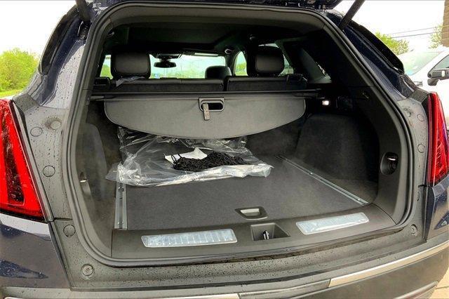 new 2025 Cadillac XT5 car, priced at $54,615