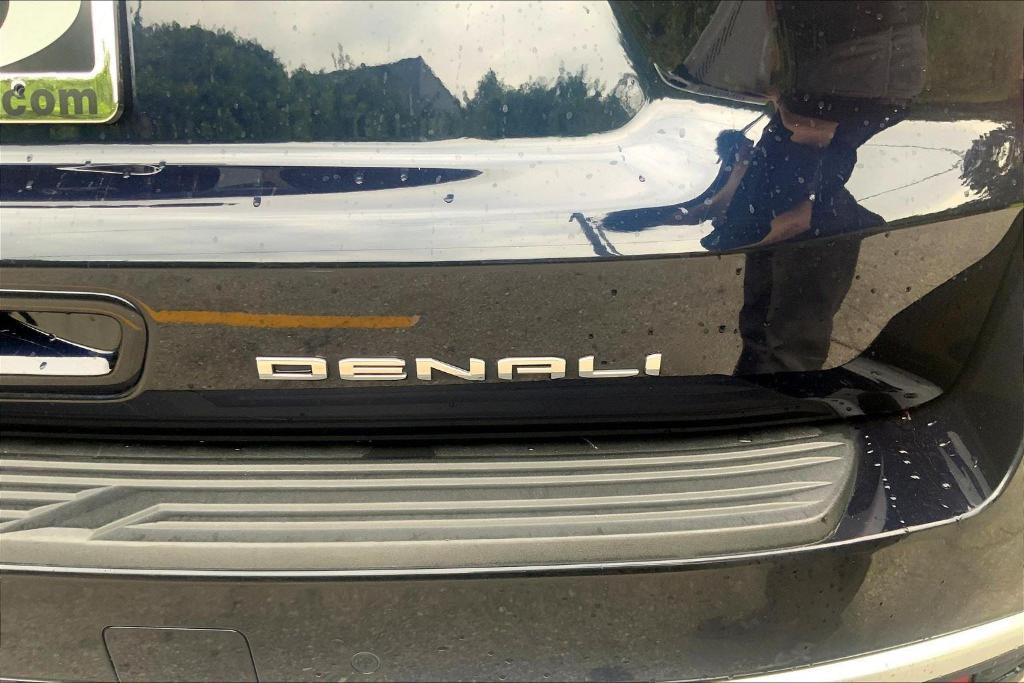 used 2021 GMC Yukon car, priced at $57,563