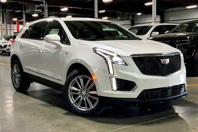 new 2025 Cadillac XT5 car, priced at $62,690