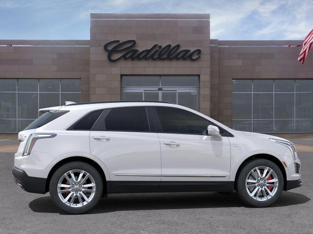 new 2025 Cadillac XT5 car, priced at $56,690