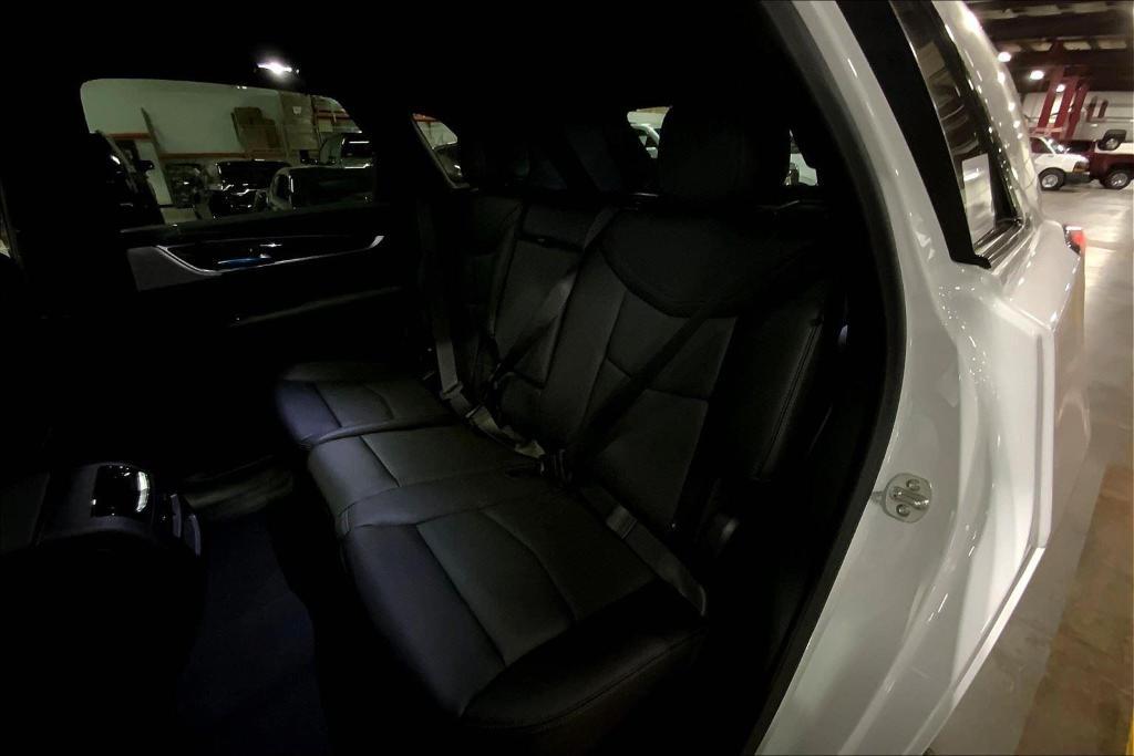 new 2025 Cadillac XT5 car, priced at $63,690