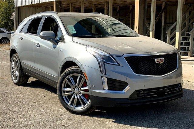 new 2025 Cadillac XT5 car, priced at $56,810