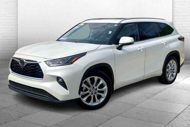 used 2021 Toyota Highlander car, priced at $35,627